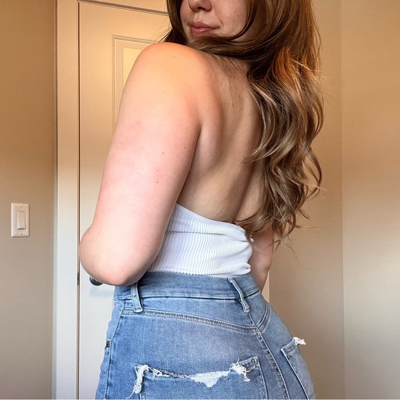 Ribbed White Halter Top - Picture 4 of 8